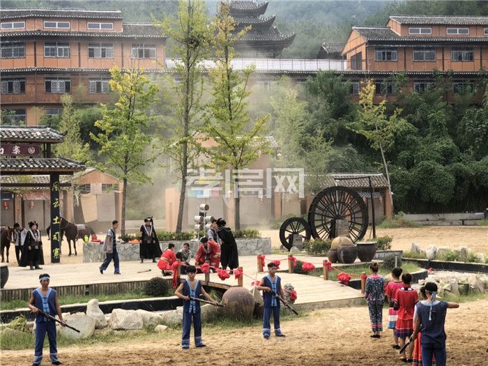 2019091911525470275evlbu9.jpg 錦里溝2.jpg