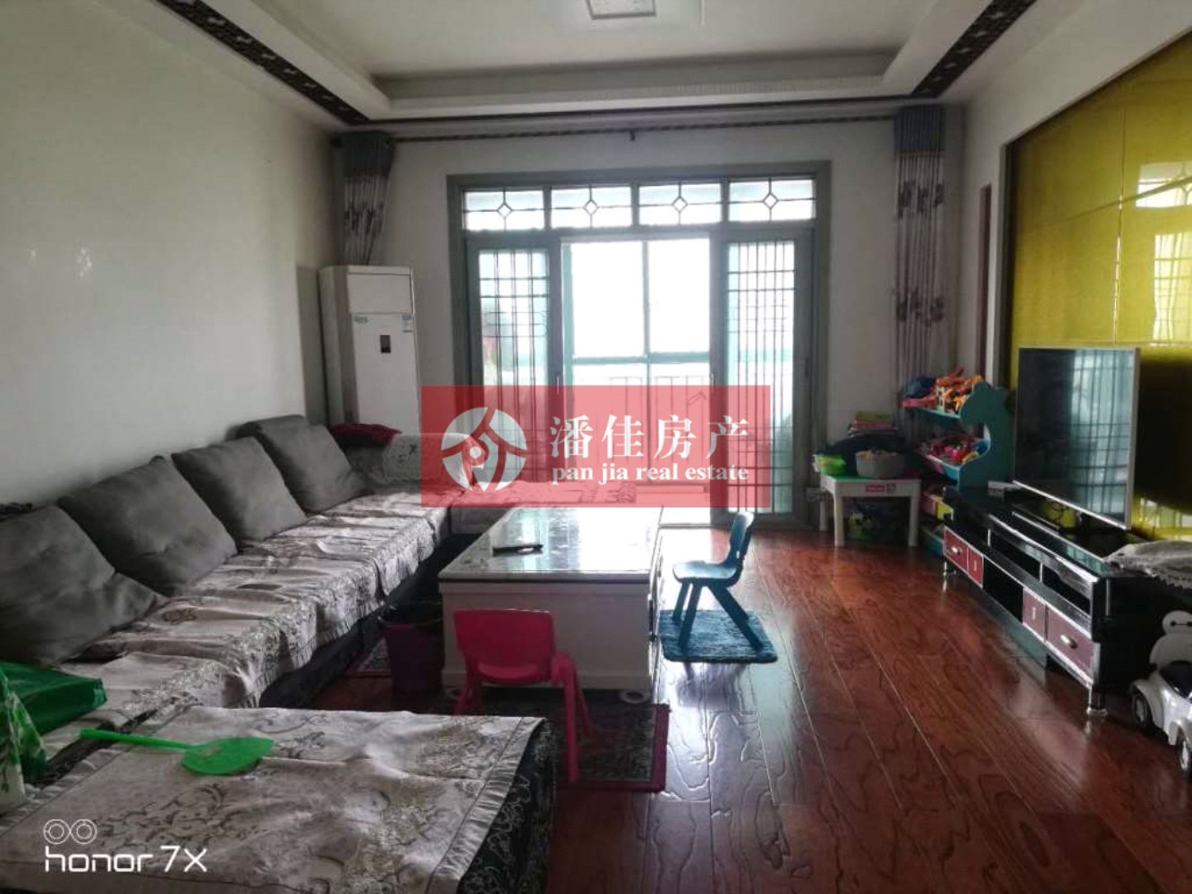 【潘佳房產(chǎn)推薦】【滿二后湖御景三期127平米高層精裝南北通透全明戶型78萬】