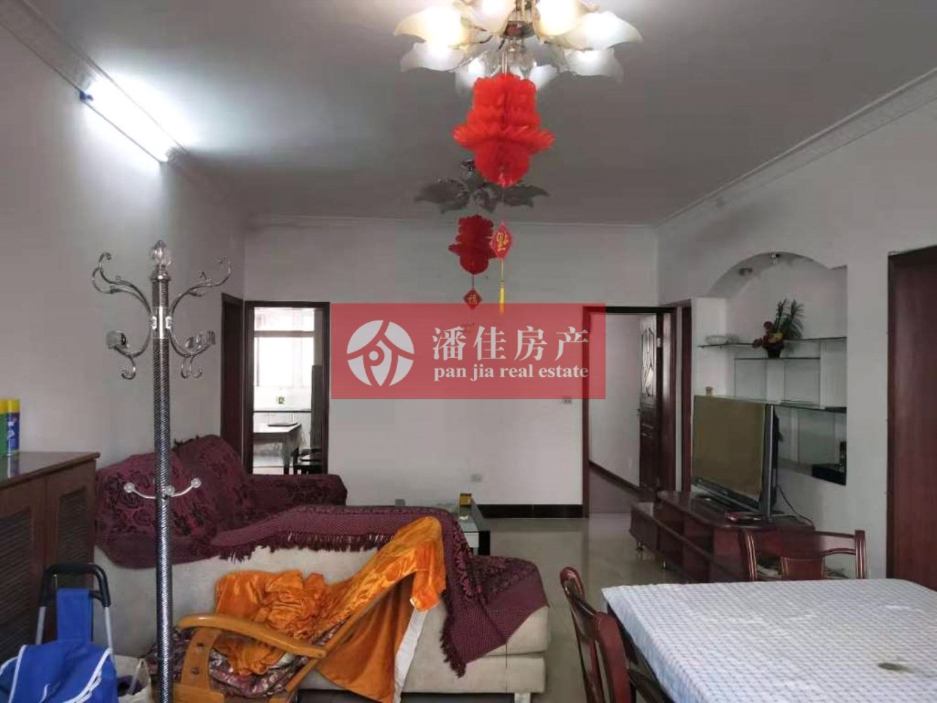 【潘佳房產(chǎn)推薦】【隆中鑫城南北通透 大陽臺129.5平精裝帶家電50萬】