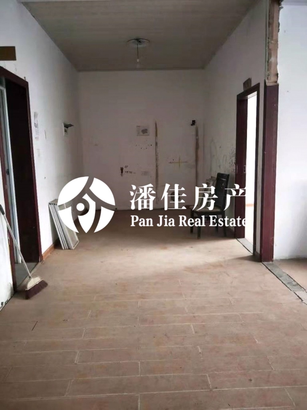 【潘佳房產(chǎn)推薦】北京二路中段2樓154.46平米全框架結(jié)構(gòu)46萬(wàn)