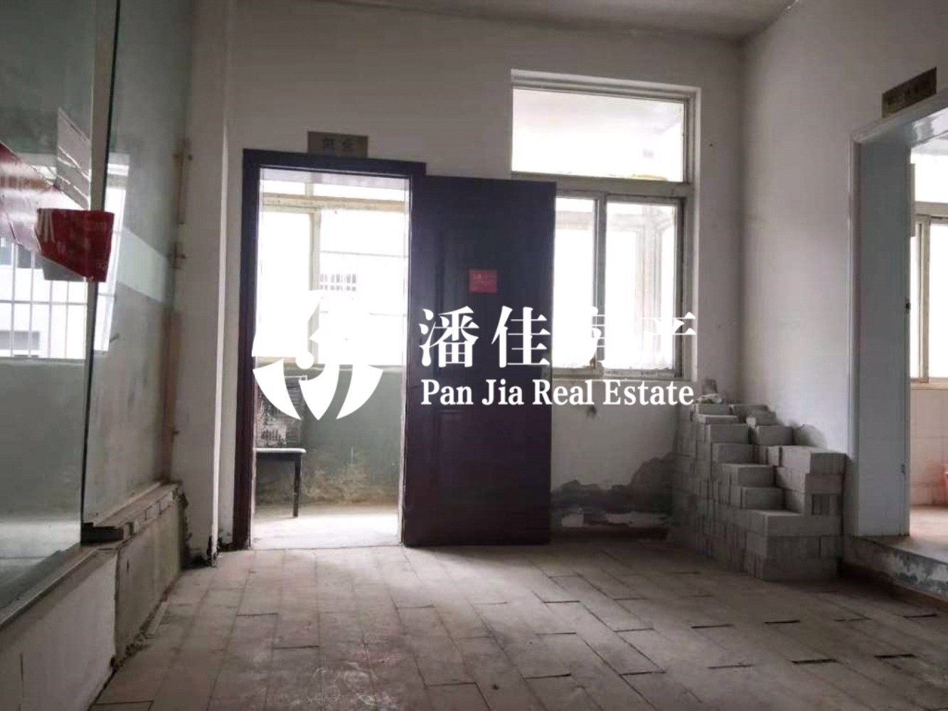 【潘佳房產(chǎn)推薦】北京二路中段2樓154.46平米全框架結(jié)構(gòu)46萬(wàn)