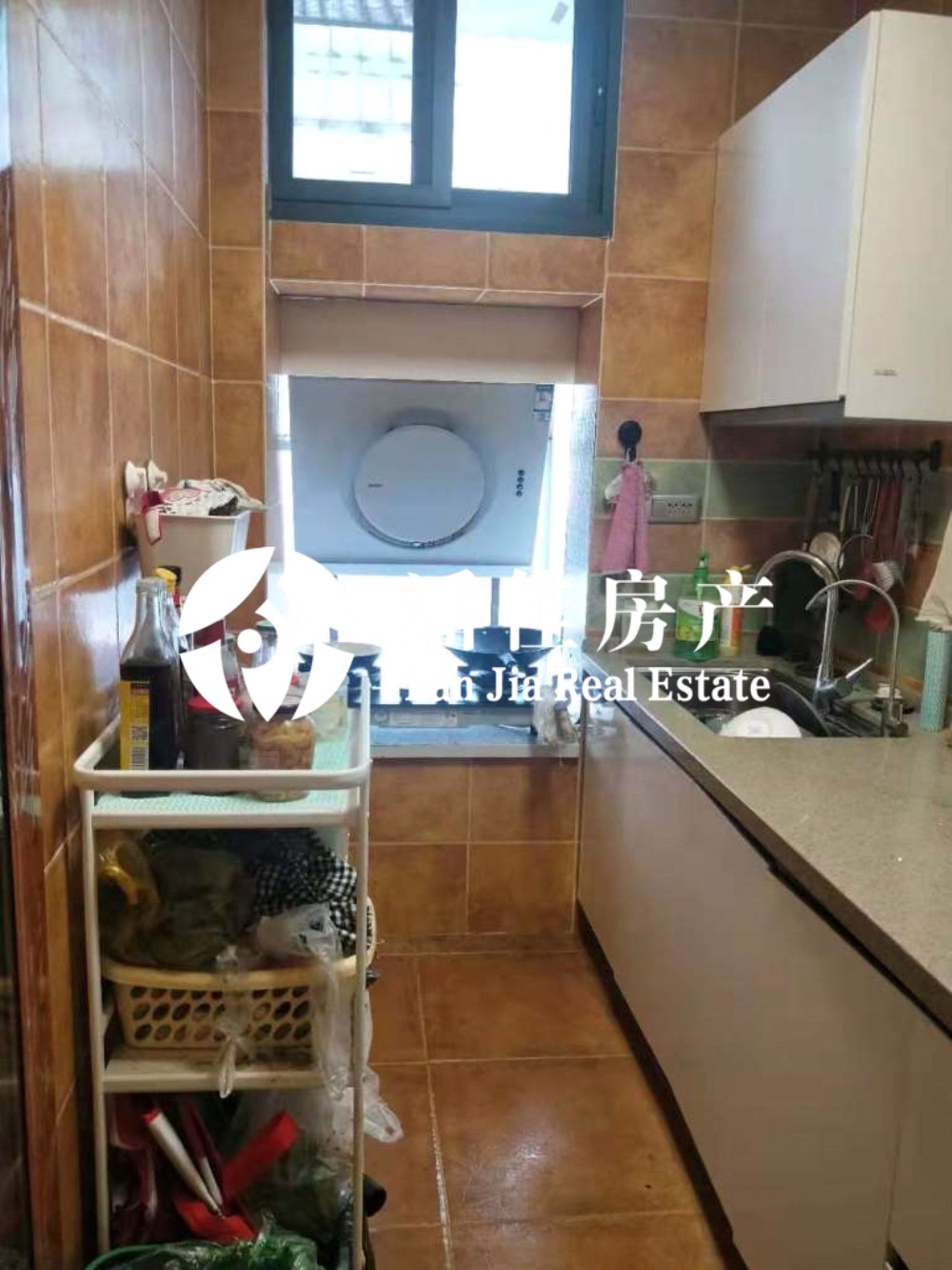 【潘佳房產(chǎn)推薦】【文昌實(shí)驗(yàn)雙 市委大院70.62平米送百米露臺(tái)送洗衣房4樓81萬】