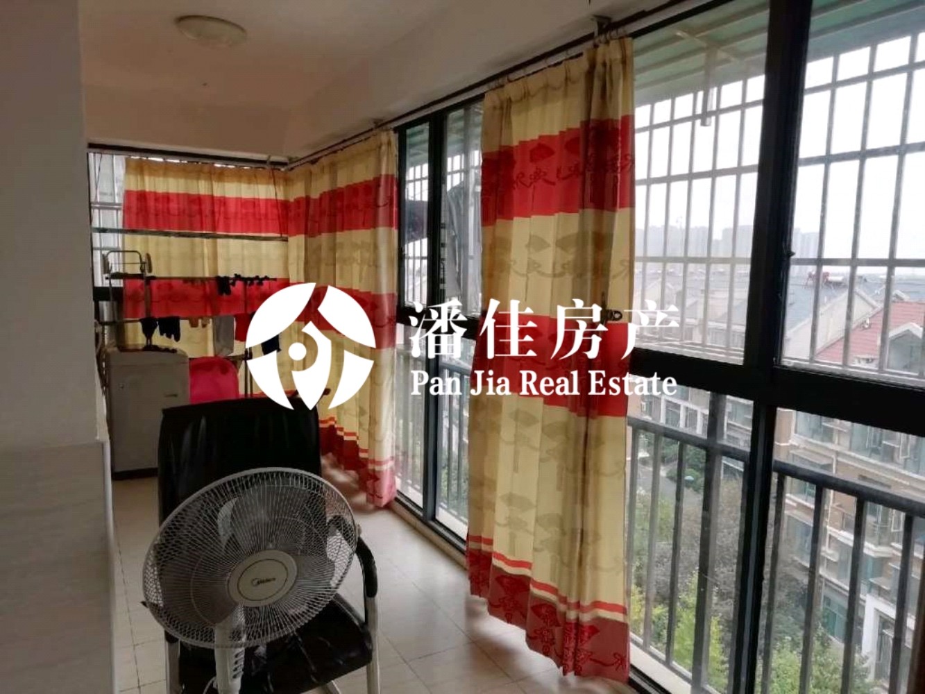 【潘佳房產(chǎn)推薦】【隆中鑫城南北通透 大陽臺129.5平精裝帶家電50萬】