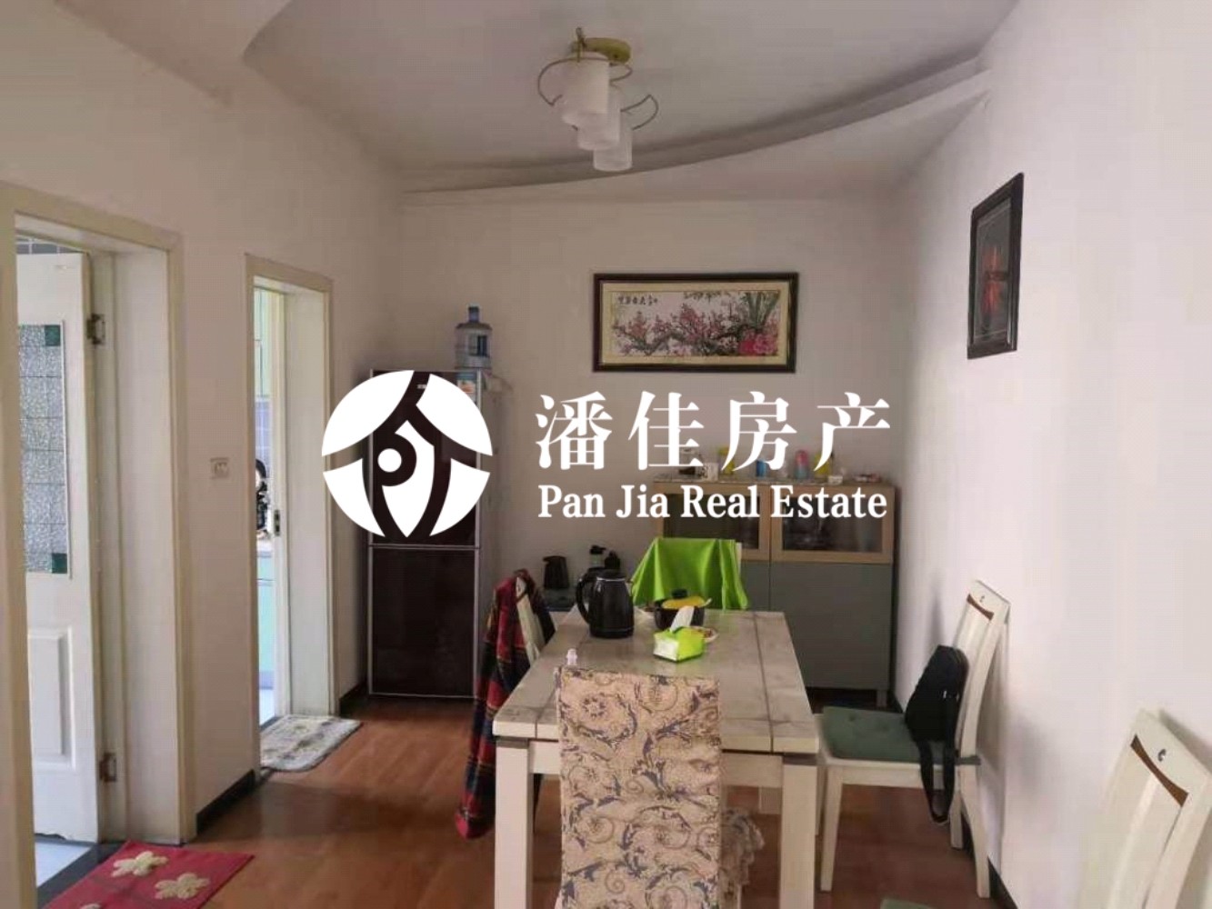 【潘佳房產(chǎn)推薦】【滿二泰陽(yáng)城二期130平米3室2廳2衛(wèi)精裝南北通透70萬(wàn)】