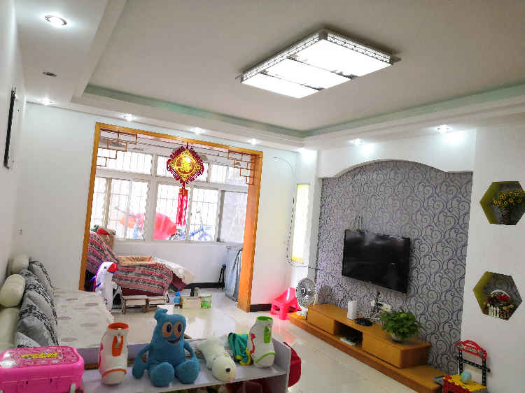 急售47萬遠大商住133.7平精裝修拎包入住