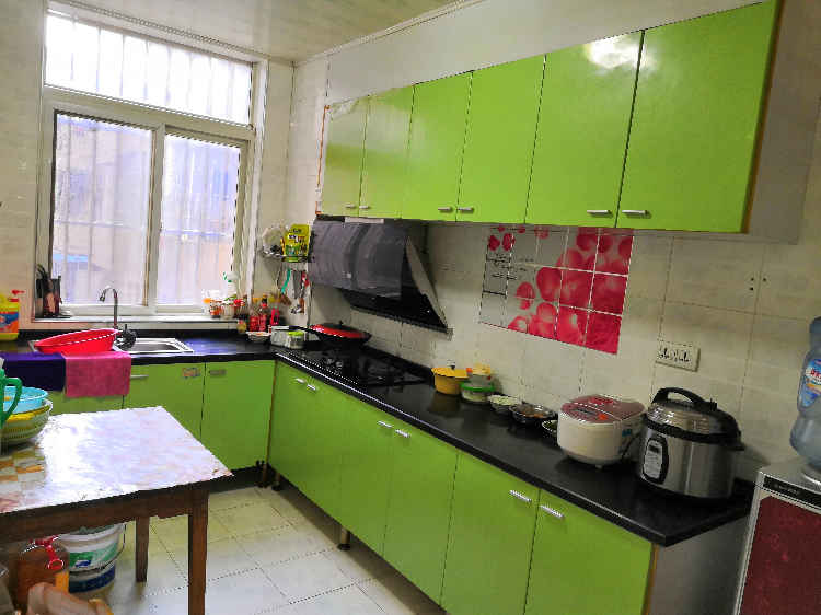 急售47萬遠大商住133.7平精裝修拎包入住