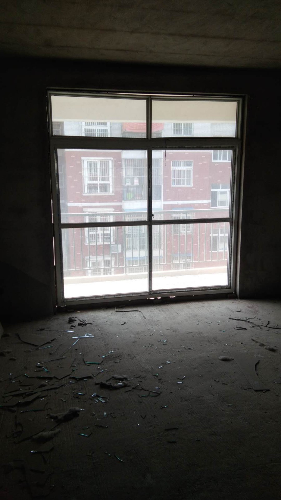 107國(guó)道旁，位置好，南北通透，采光好，急售