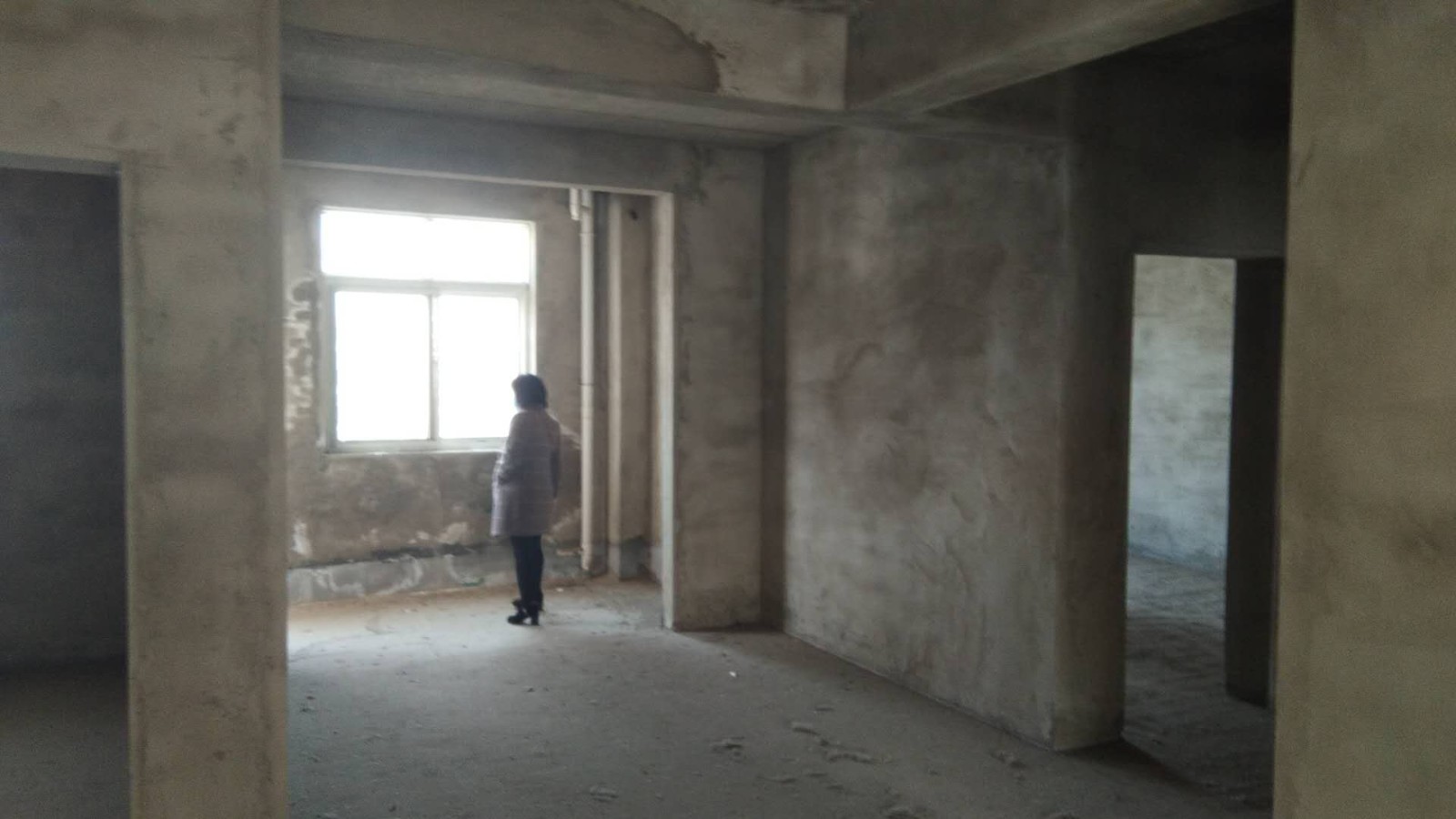 107國(guó)道旁，位置好，南北通透，采光好，急售