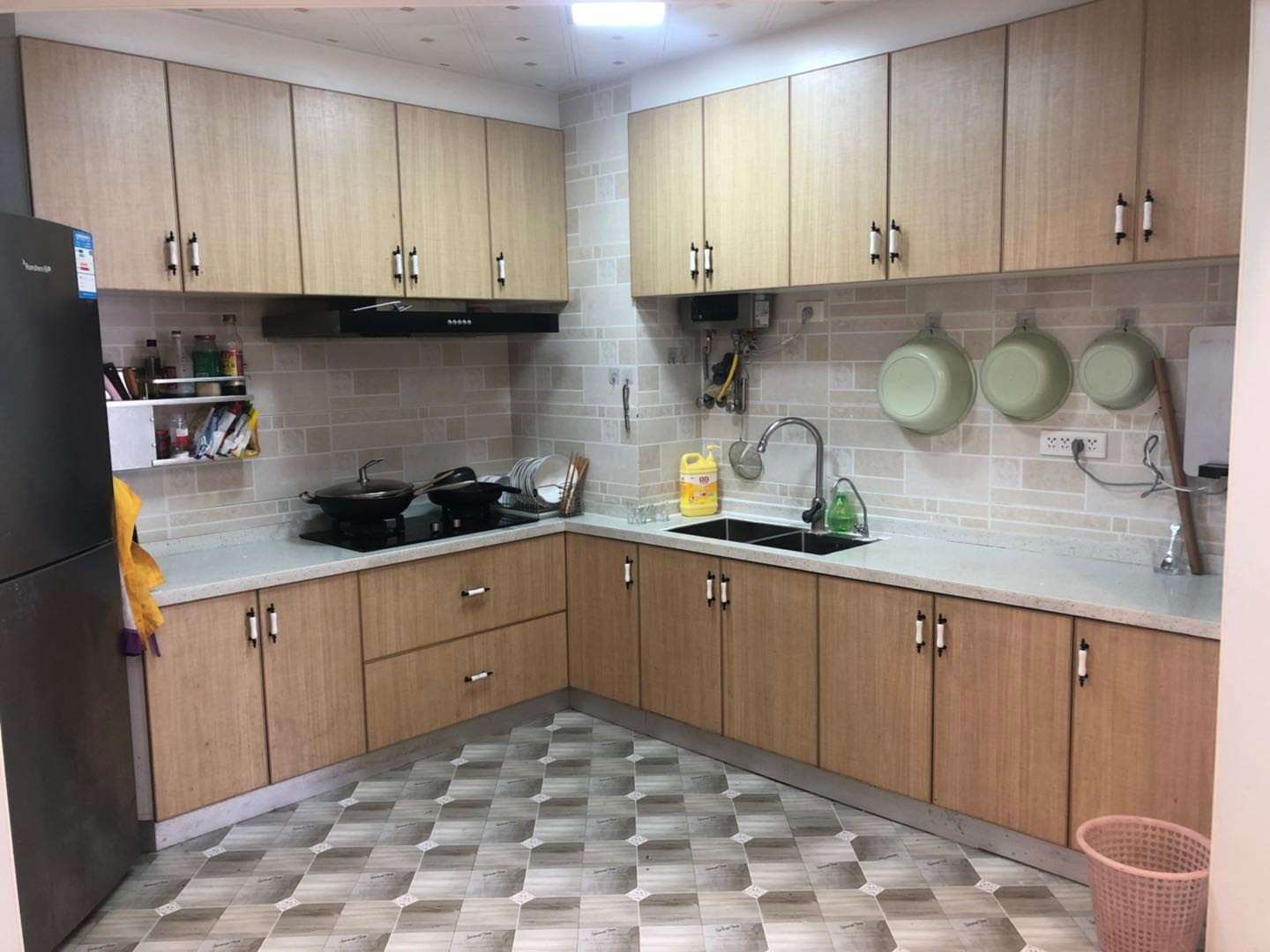 灣流匯72平精裝兩室 拎包入住證滿