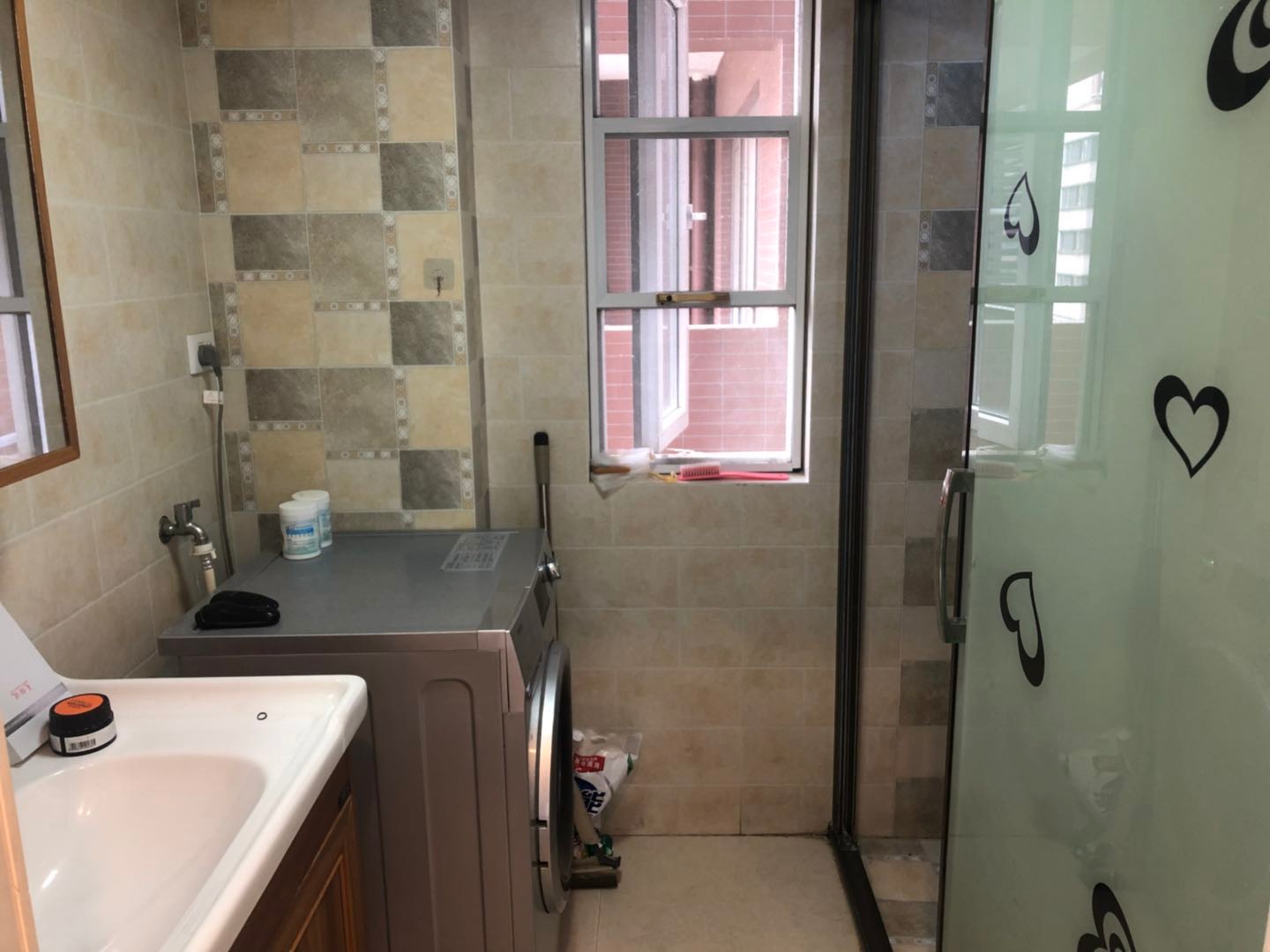 灣流匯72平精裝兩室拎包入住證滿