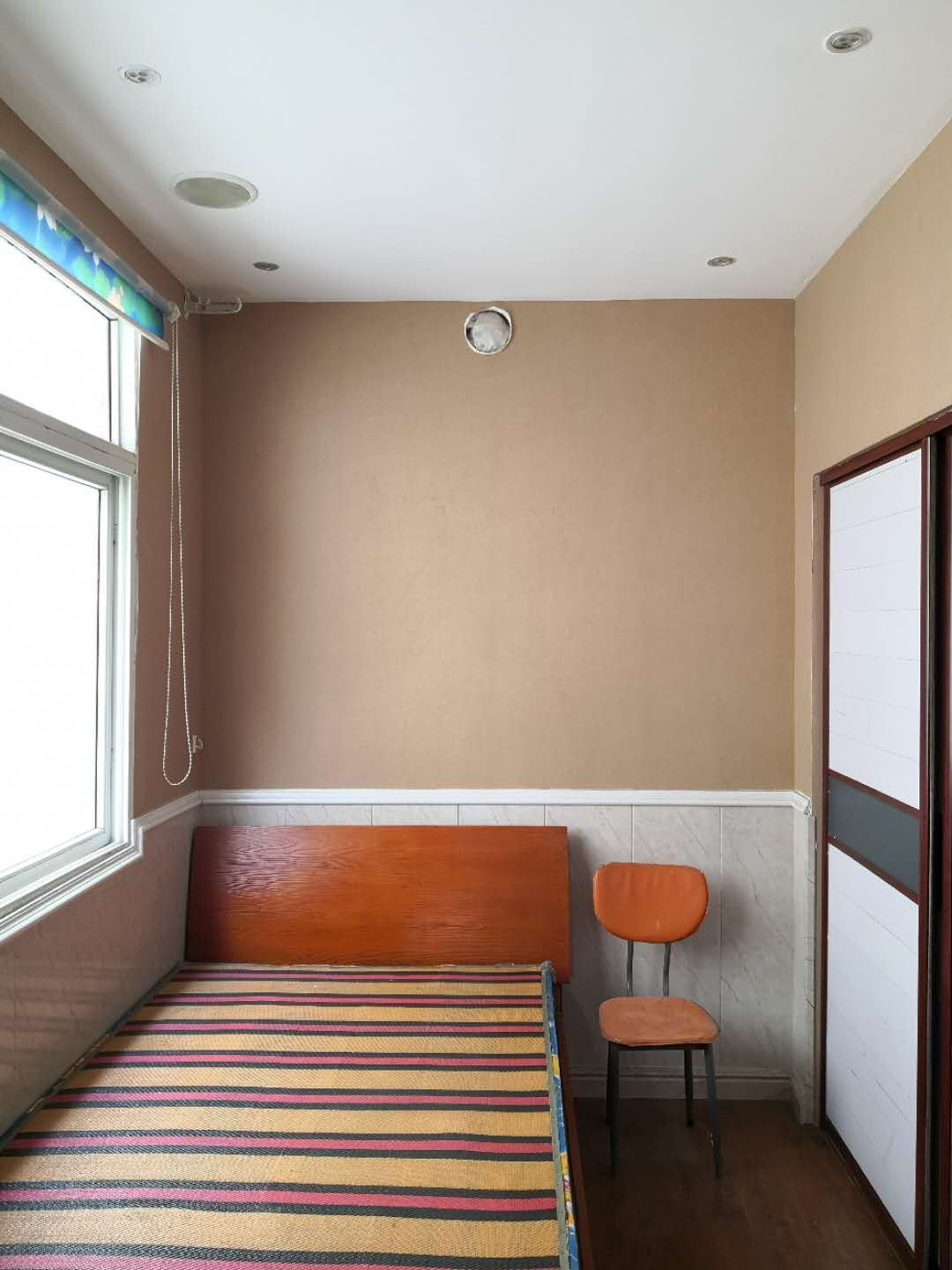 交通東路門面房低價(jià)出租無轉(zhuǎn)讓費(fèi)