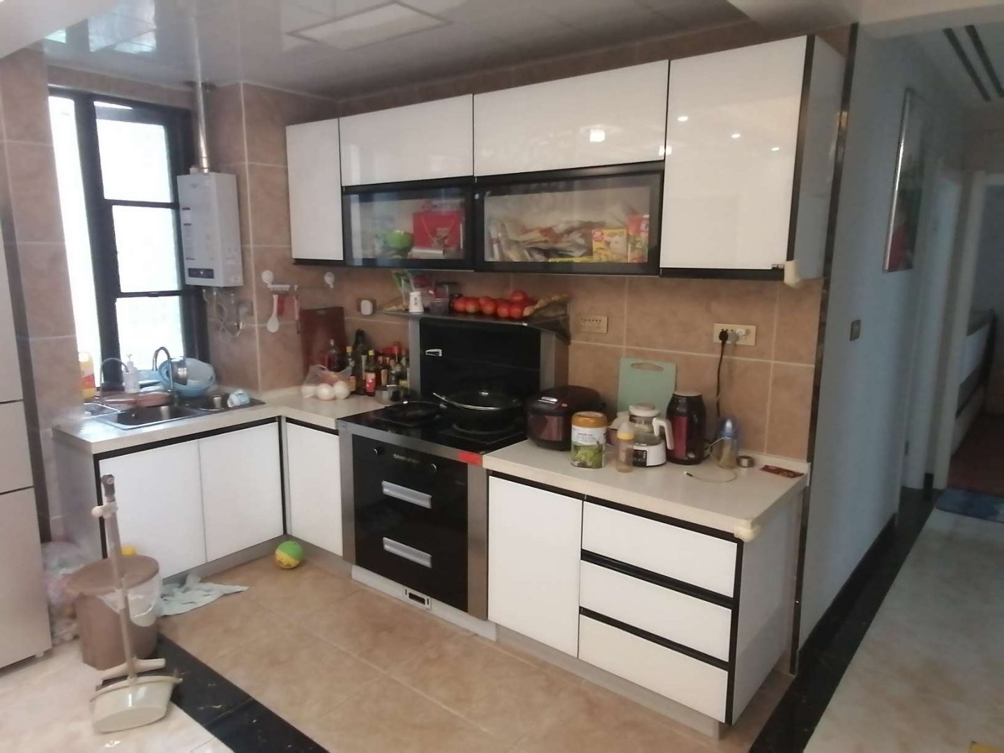 東城新貴中建尚都精裝電梯大3房南北通透急售100萬