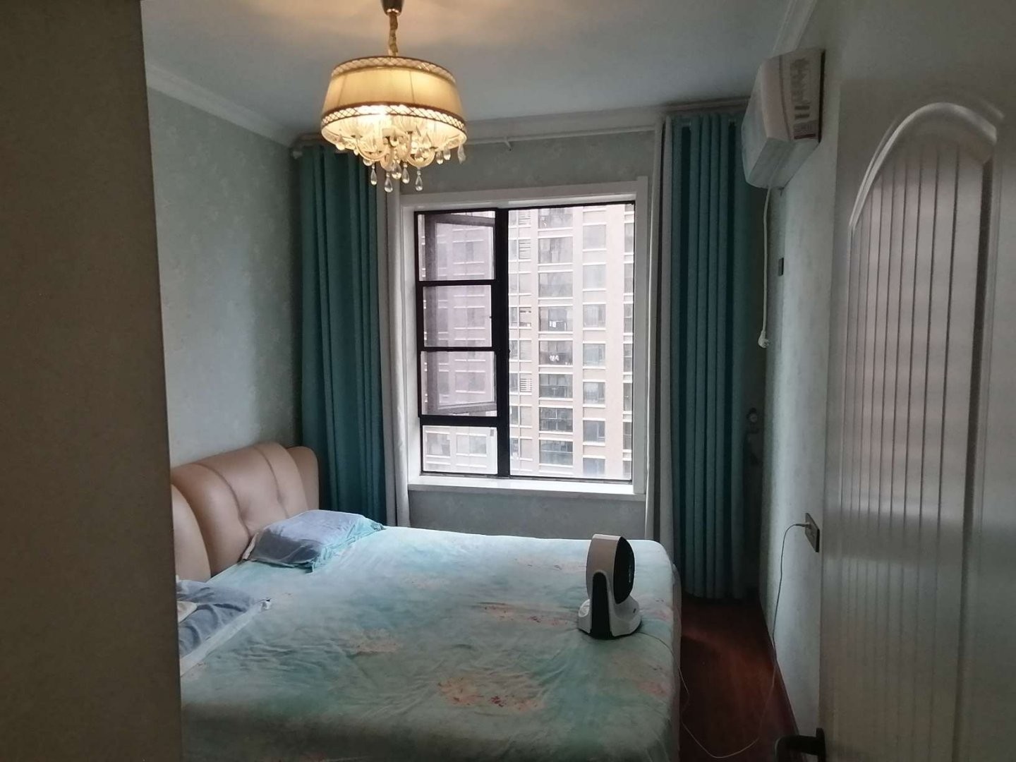 東城新貴中建尚都精裝電梯大3房南北通透急售100萬