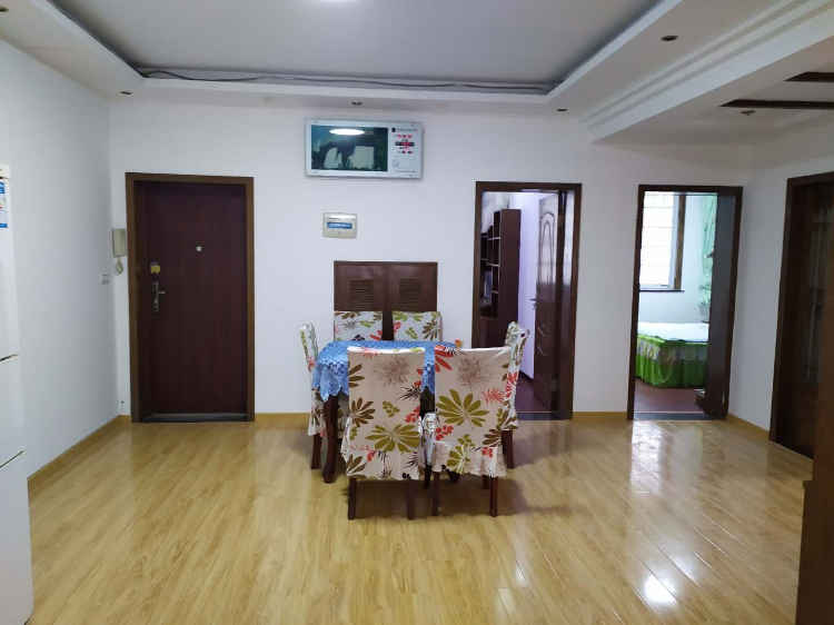 精裝大房便宜出售