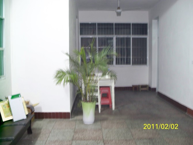 南大三軍帥府旁新房出售  均價1500   易先生15271698322