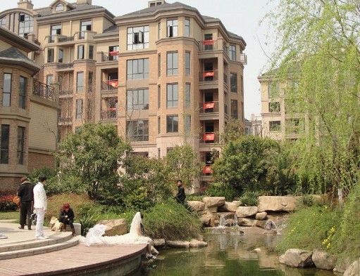 长征路鑫金狮对面天紫名苑