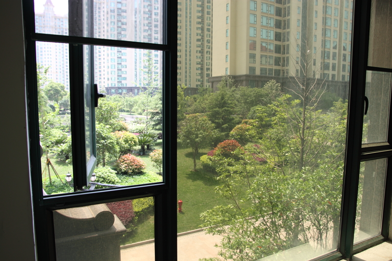  乾坤豪府超大陽(yáng)臺(tái)觀景房