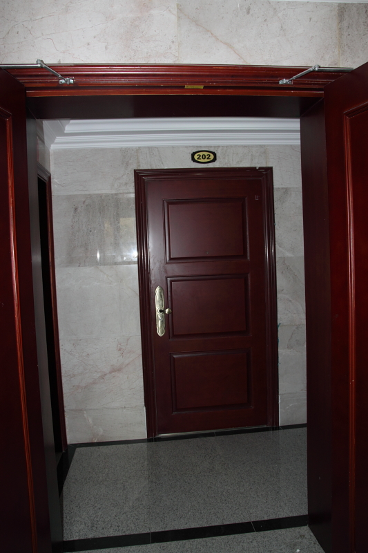  乾坤豪府超大陽(yáng)臺(tái)觀景房