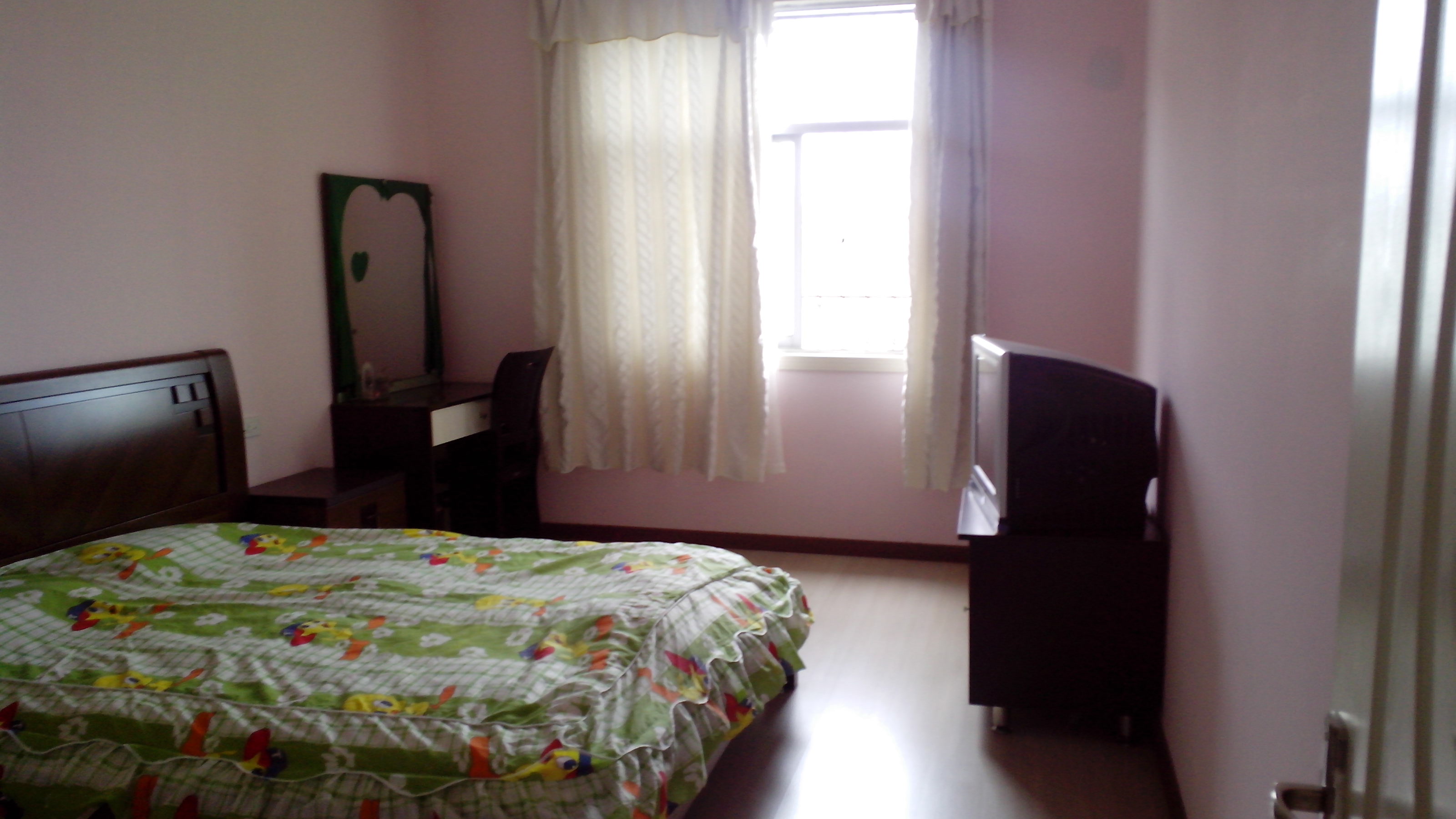 孝柴小區(qū)精裝低價(jià)出售