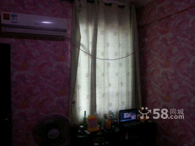 A1273乾坤陽(yáng)光二室二廳一衛(wèi)6/13中裝南北向兩證滿(mǎn)五面積100平米售價(jià)59萬(wàn)