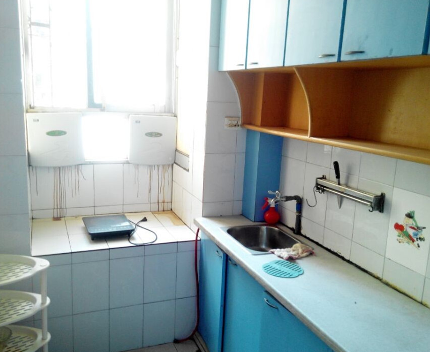 B1391后湖公園旁【永新小區(qū)】95平米精裝修甩賣中