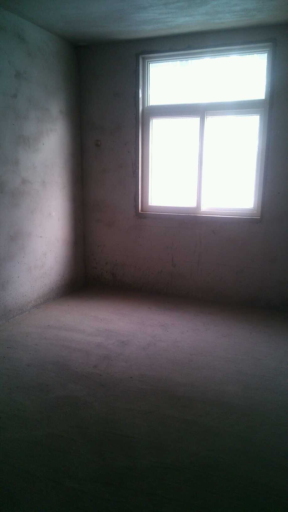 B820急售東城區(qū)【乾坤名城】2樓兩證滿(mǎn)五