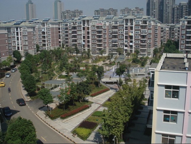 西湖明珠,好房好位置低價出售116平方，50萬，贈送25平方超大陽臺,可做三房