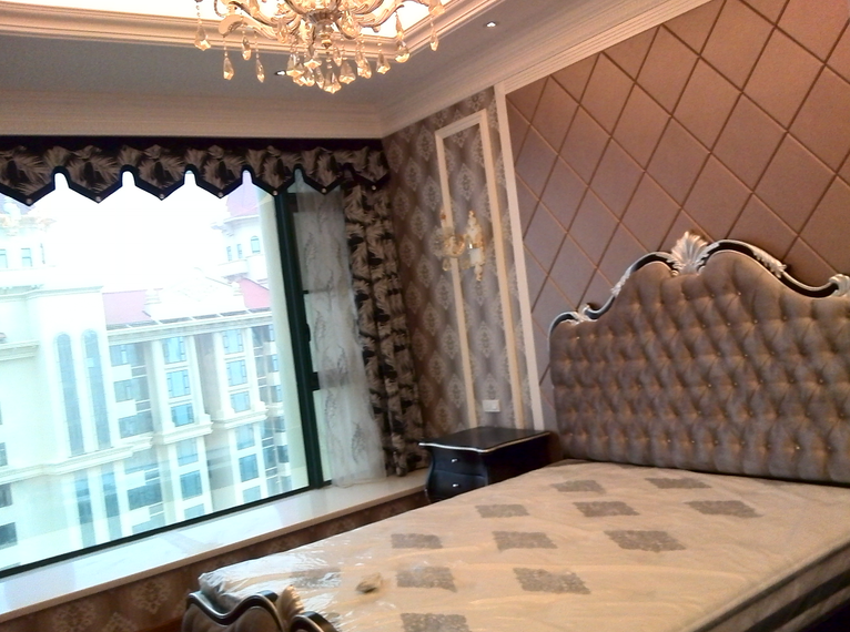 C90【乾坤豪府】228平米豪裝修拎包入住帶車(chē)位