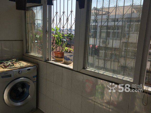 A1830 北京二路【景園新村】130.8平米  中裝  送10平米車庫(kù)