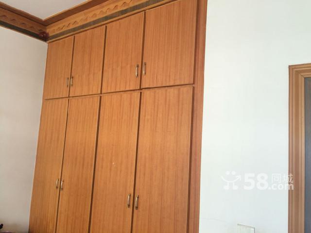 A1830北京二路【景園新村】130.8平米中裝送10平米車庫(kù)