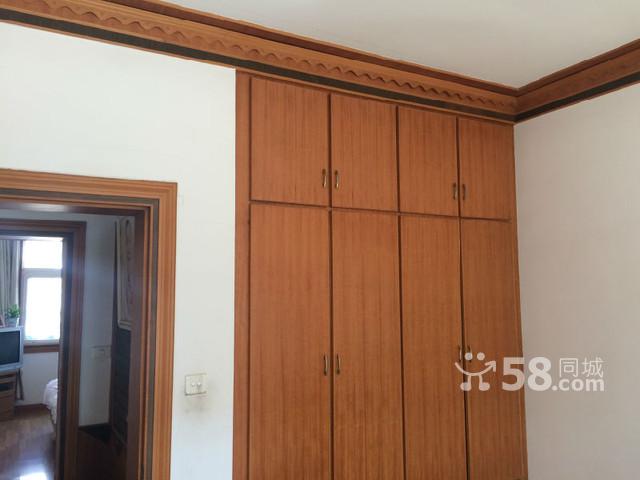 A1830北京二路【景園新村】130.8平米中裝送10平米車庫(kù)