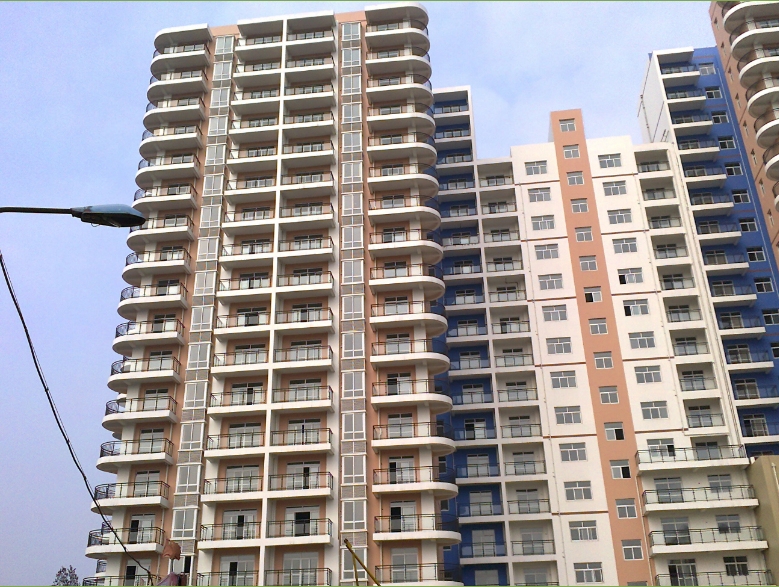 后湖附近，絕佳位置！好樓層！雙陽臺！