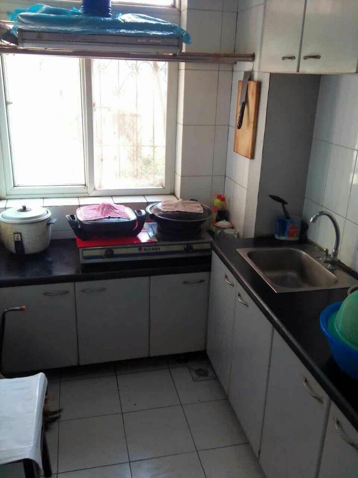 個人出售精裝修兩房兩證齊全戶型方正交通好南北通透采光佳