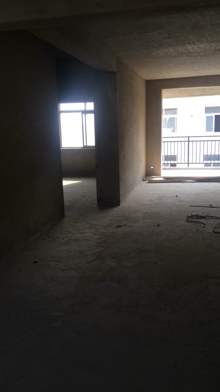 孝感市华兴小区113.5平米房屋，个人转手出售， 售13.6万！