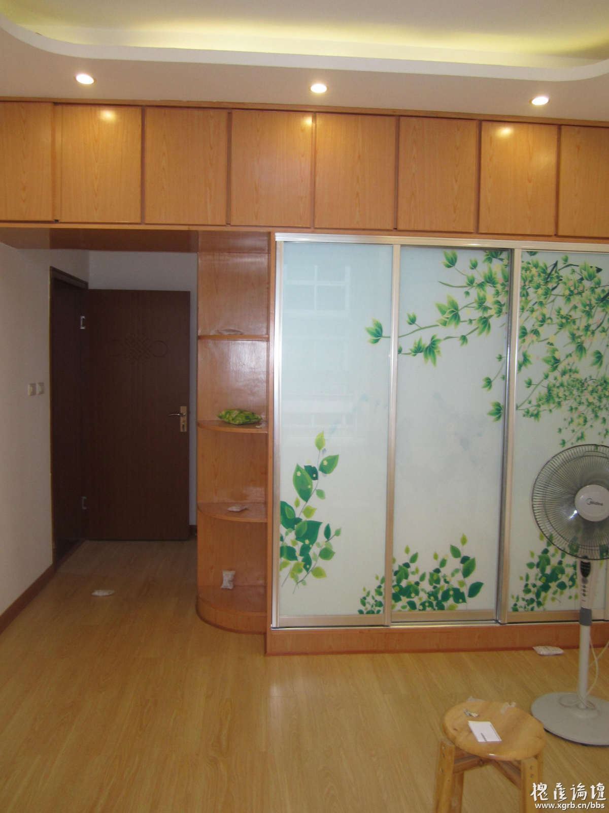 孝感火车站附近铁军新苑小区三室两厅精装住房出售