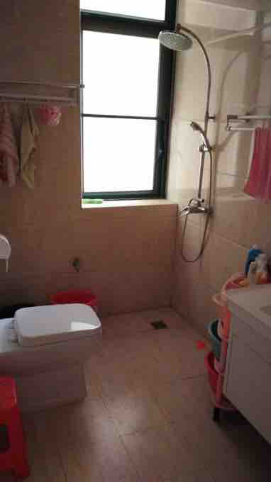 乾坤豪府3房，急售，價格可面談~~~