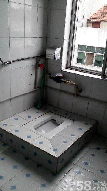 荣欣国际酒店斜对面