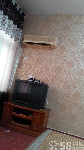 荣欣国际酒店斜对面