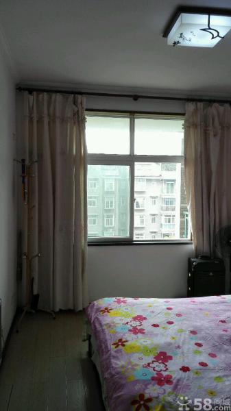 乾坤陽光復(fù)式樓精裝79萬出售