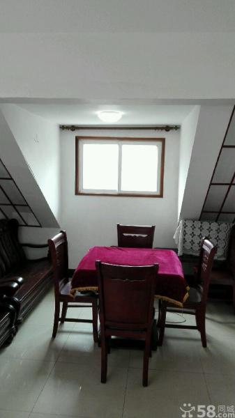 乾坤陽光復(fù)式樓精裝79萬出售