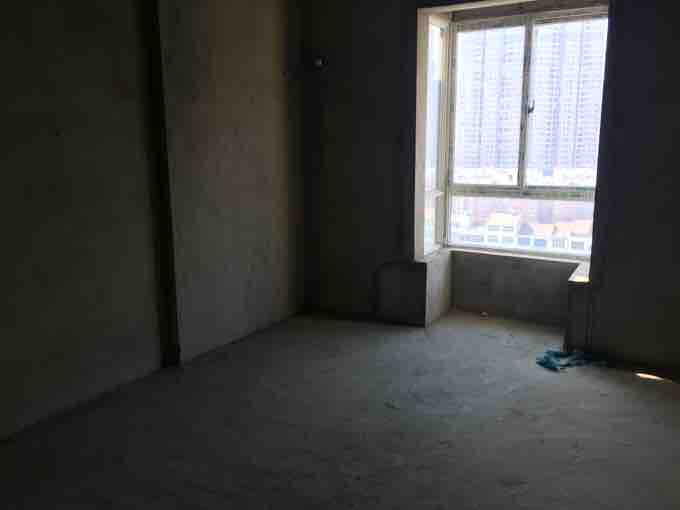 消防宿舍樓東城南北通透小三房急售