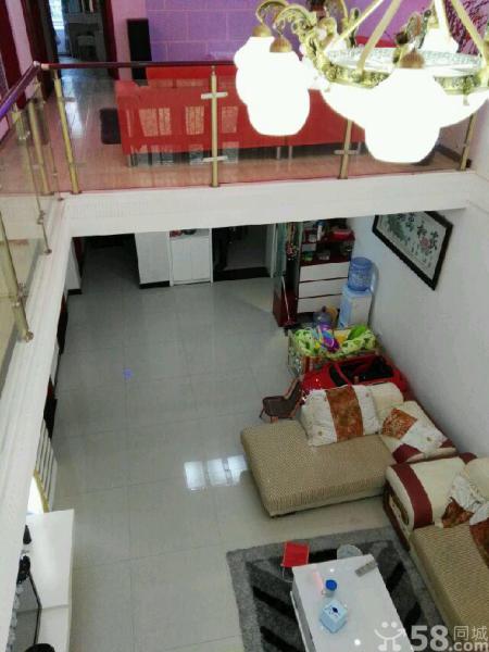 讓你無(wú)可挑剔的榮欣錦城復(fù)式樓,交通便利超高性?xún)r(jià)比