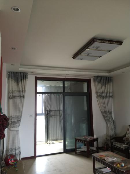 精裝修，好房低價出售，交通方便，