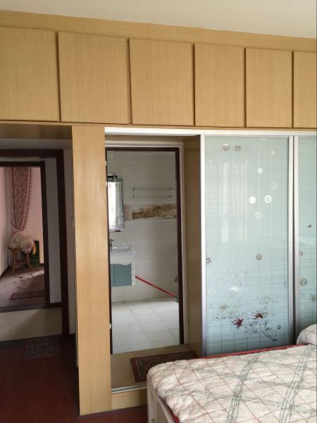 精裝修，好房低價(jià)出售，交通方便，