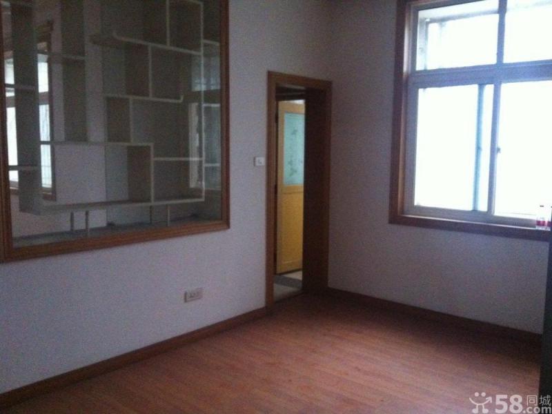 長征路單位房南北超好的地段,住家舒適