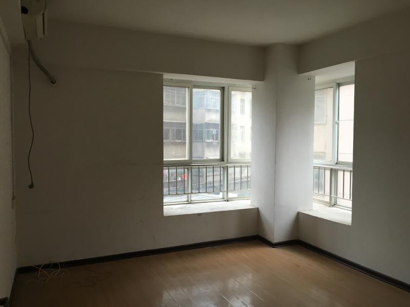 让你无可挑剔的孝柴小区二期,交通便利低价甩卖