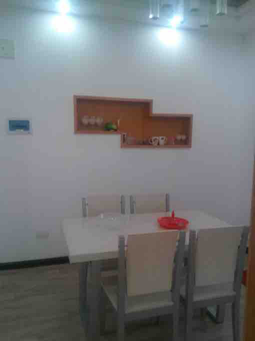 鐵軍花園精裝修房屋急售，