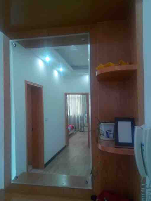 鐵軍花園精裝修房屋急售，