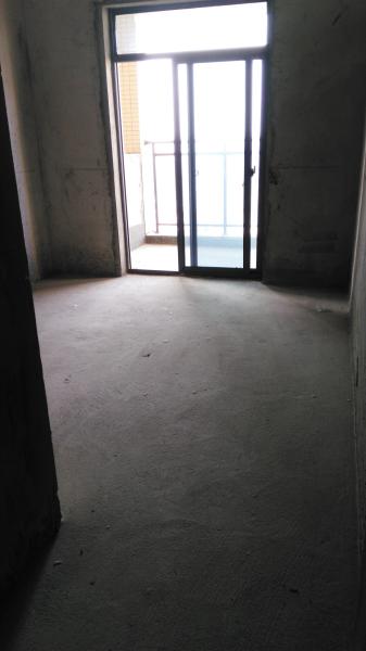 星河天街小户型毛坯房出售