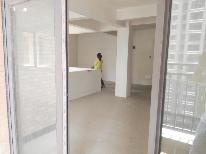 中建國(guó)際二期好房急售,戶型好,采光佳,